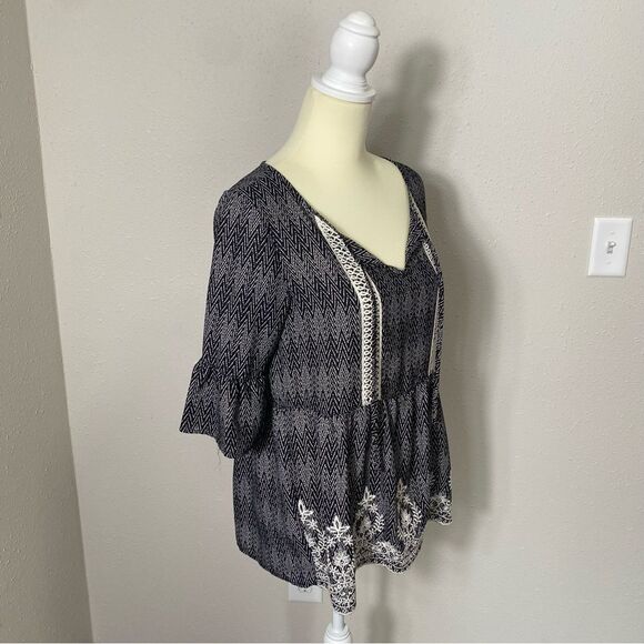 Maurices Lightweight Boho Embroidered Elastic Waist Blouse Women's Size XS - Picture 8 of 16